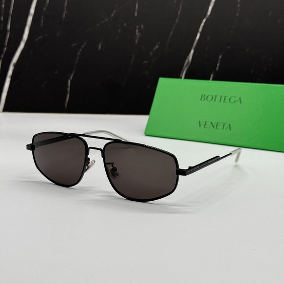 NEW BOTTEGA VENETA BV1125S 001 AVIATOR BLACK UNISEX SUNGLASSES BOTTEGA VENETA - Picture 1 of 11